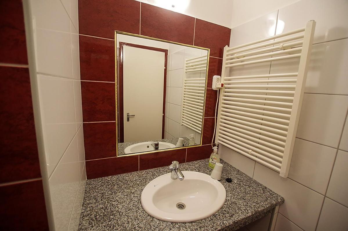 Kispipa Panzio Bed & Breakfast Szombathely Exterior photo
